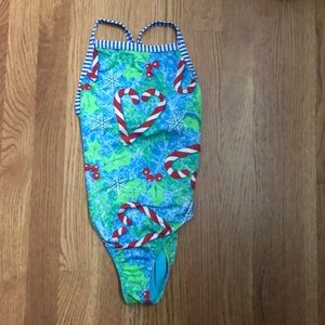 One piece dolphin ugly